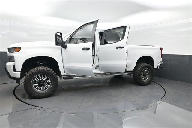 2020 Chevrolet Silverado 1500 Custom photo 29