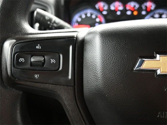 2020 Chevrolet Silverado 1500 Custom photo 15