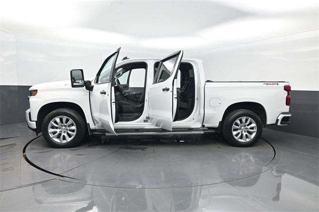 2020 Chevrolet Silverado 1500 Custom photo 29