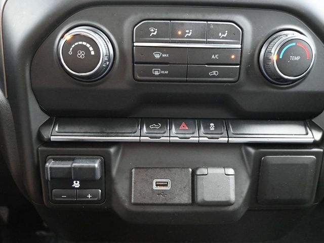 2020 Chevrolet Silverado 1500 4WD Crew Cab 147" Custom - 22990511 - 13