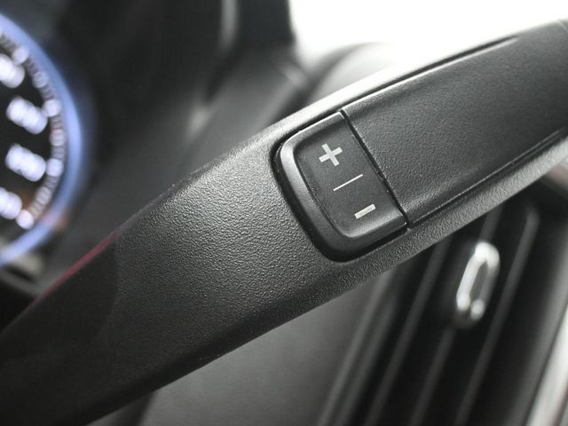 2020 Chevrolet Silverado 1500 4WD Crew Cab 147" Custom - 22990511 - 17