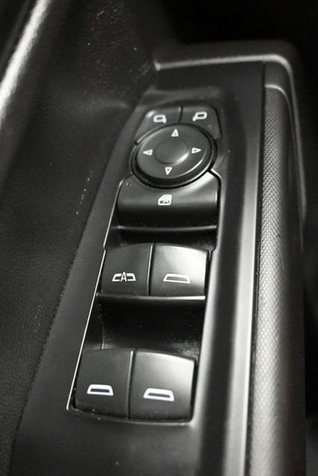 2020 Chevrolet Silverado 1500 4WD Crew Cab 147" Custom - 22990511 - 19