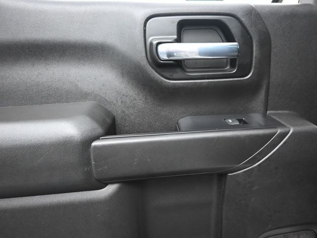 2020 Chevrolet Silverado 1500 4WD Crew Cab 147" Custom - 22990511 - 5