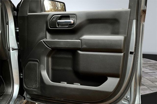 2020 Chevrolet Silverado 1500 4WD Crew Cab 147" Custom - 22945083 - 15