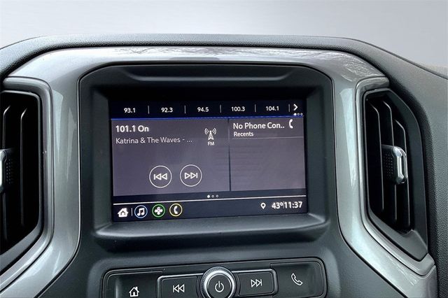 2020 Chevrolet Silverado 1500 4WD Crew Cab 147" Custom - 22945083 - 25