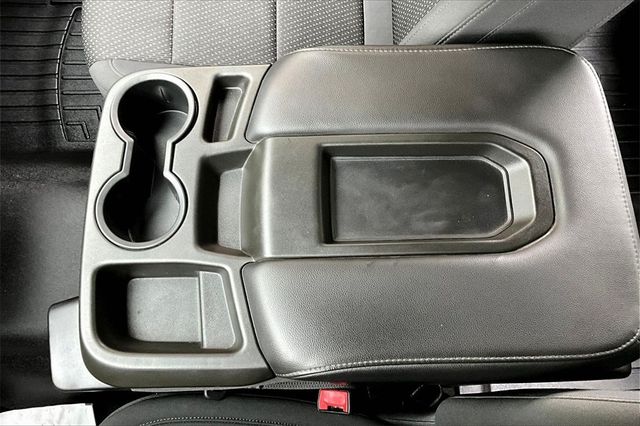 2020 Chevrolet Silverado 1500 4WD Crew Cab 147" Custom - 22986429 - 28