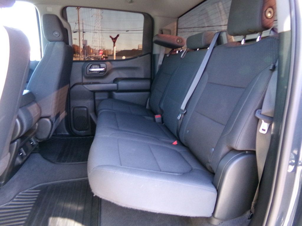 2020 Chevrolet Silverado 1500 4WD Crew Cab 147" Custom - 22937055 - 10