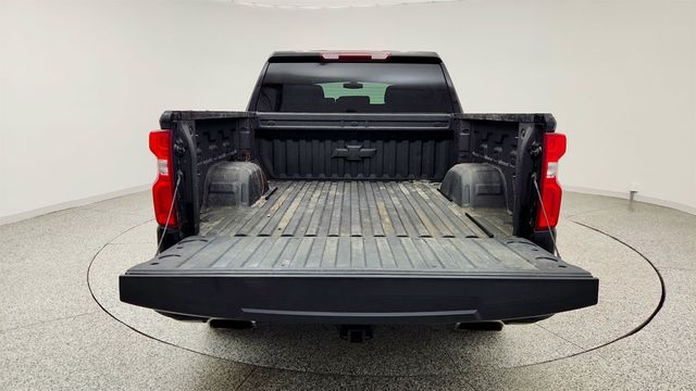 2020 Chevrolet Silverado 1500 4WD Crew Cab 147' Custom w/ Value Pkg & 5.3L EcoTec3 V8 - 23011314 - 19