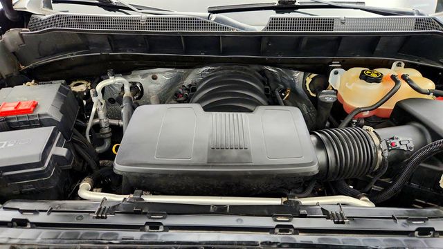 2020 Chevrolet Silverado 1500 4WD Crew Cab 147' Custom w/ Value Pkg & 5.3L EcoTec3 V8 - 23011314 - 24