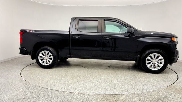 2020 Chevrolet Silverado 1500 4WD Crew Cab 147' Custom w/ Value Pkg & 5.3L EcoTec3 V8 - 23011314 - 3
