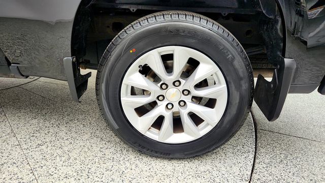 2020 Chevrolet Silverado 1500 4WD Crew Cab 147' Custom w/ Value Pkg & 5.3L EcoTec3 V8 - 23011314 - 8