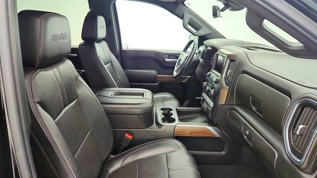 2020 Chevrolet Silverado 1500 4WD Crew Cab 147'' High Country with 6.2L V8 Engine - 22987694 - 25