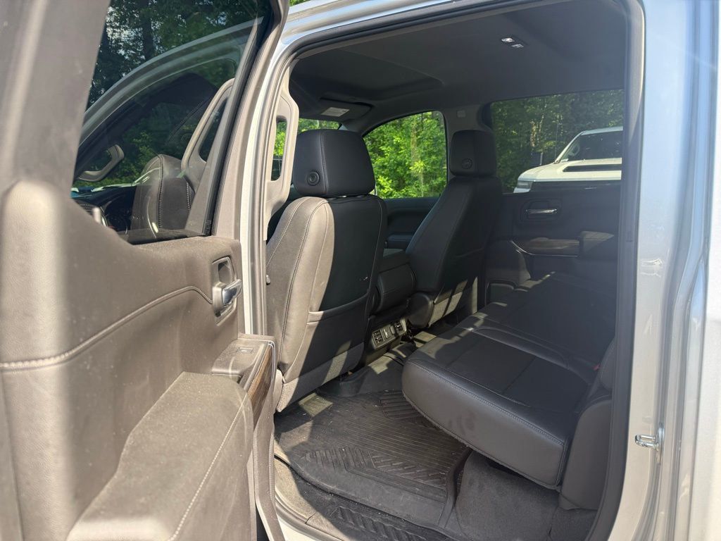 2020 Chevrolet Silverado 1500 4WD Crew Cab 147" LT - 23021095 - 16