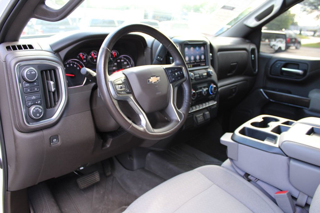 2020 Chevrolet Silverado 1500 LT photo 13
