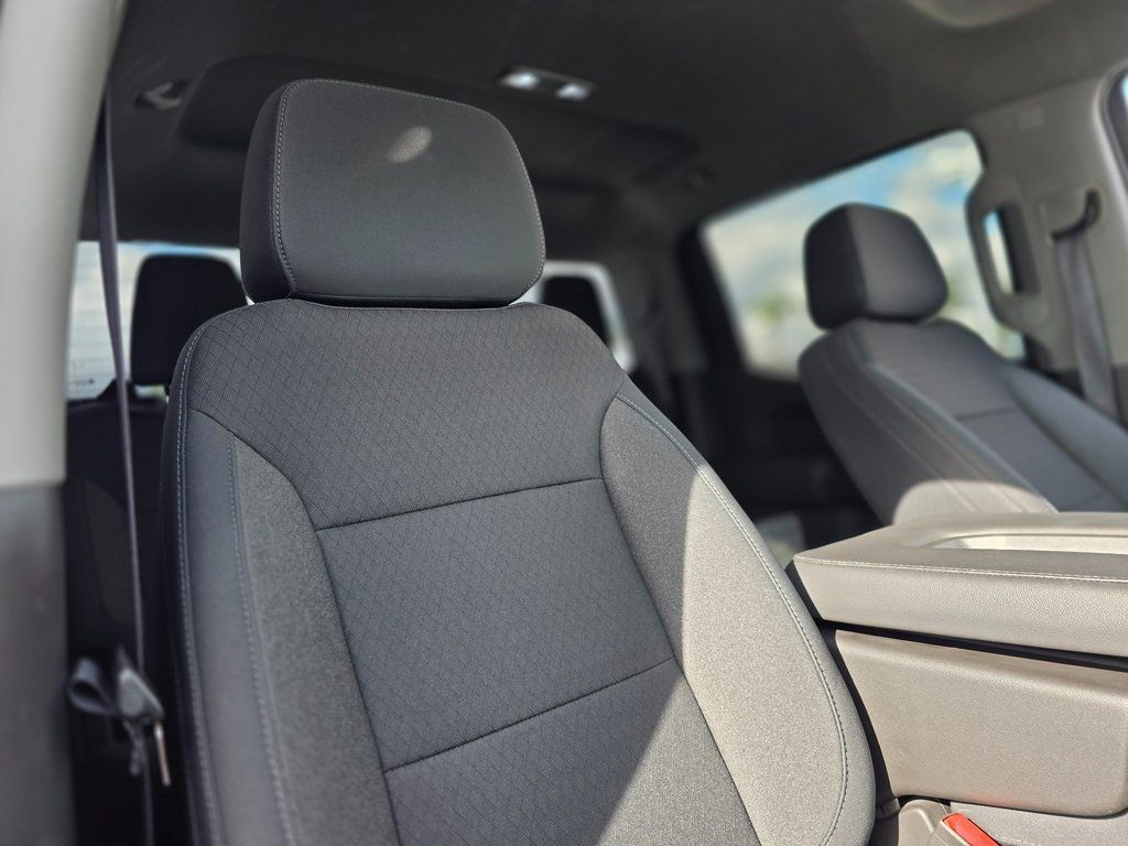 2020 Chevrolet Silverado 1500 4WD Crew Cab 147" LT - 22967246 - 9