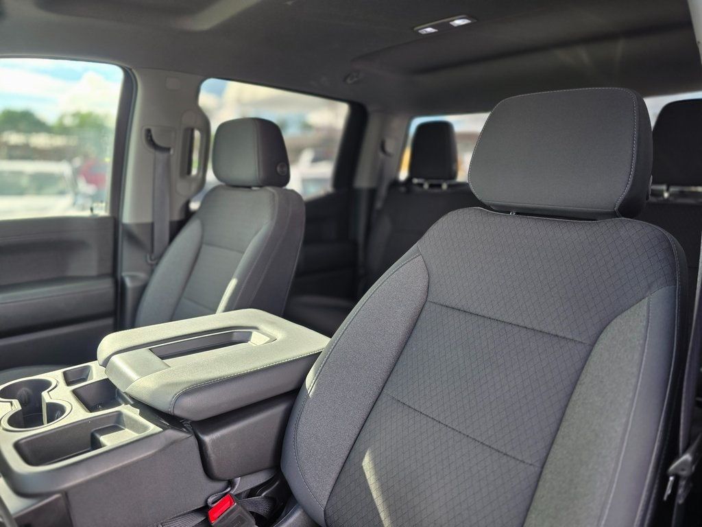 2020 Chevrolet Silverado 1500 4WD Crew Cab 147" LT - 22967246 - 17