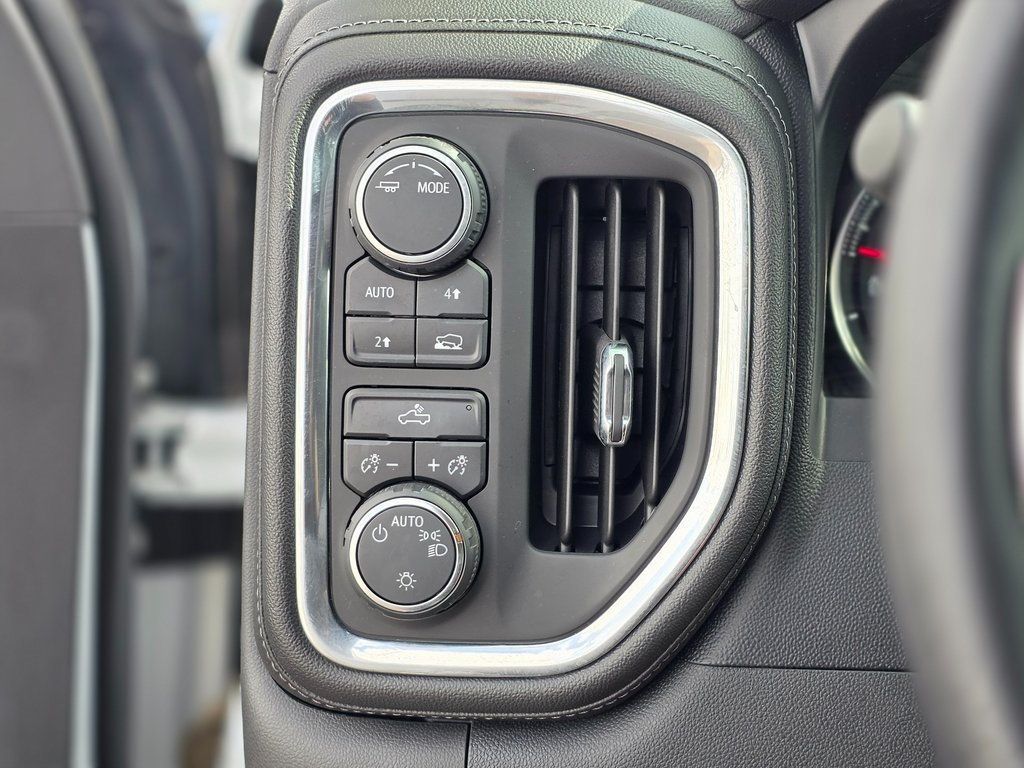 2020 Chevrolet Silverado 1500 4WD Crew Cab 147" LT - 22967246 - 37