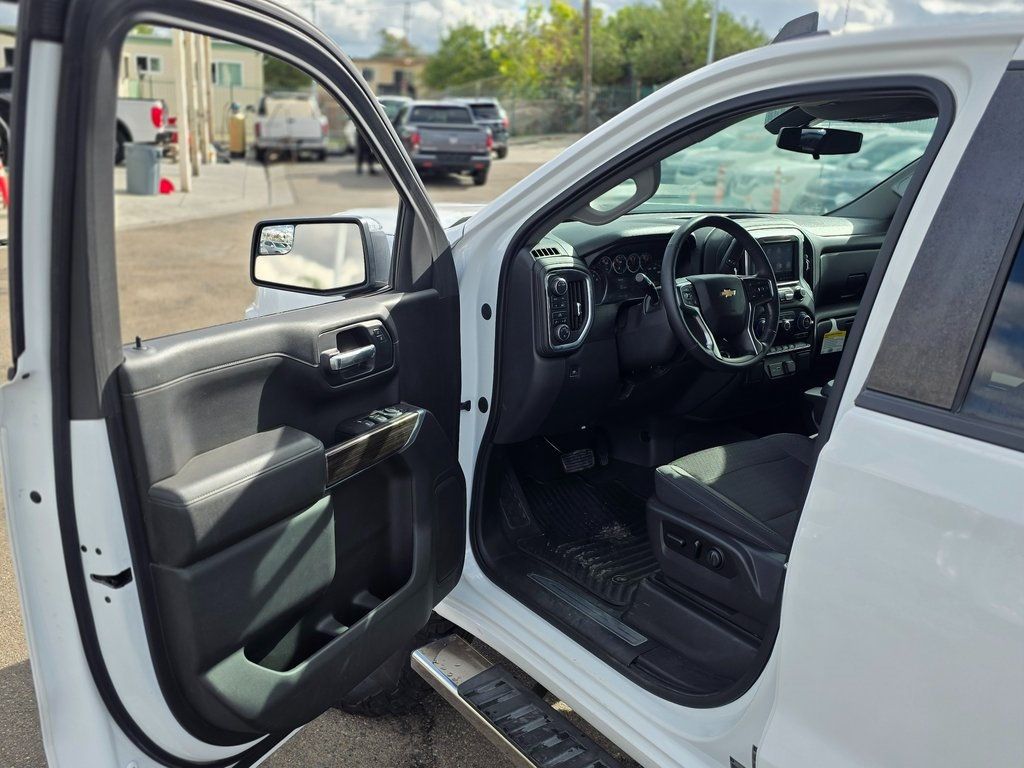 2020 Chevrolet Silverado 1500 4WD Crew Cab 147" LT - 22967246 - 40