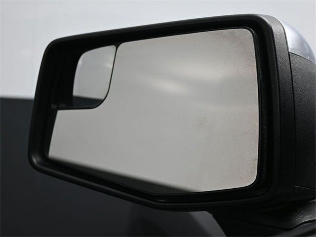 2020 Chevrolet Silverado 1500 4WD Crew Cab 147" LT - 22964209 - 9