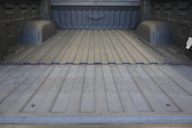 2020 Chevrolet Silverado 1500 4WD Crew Cab 147" LT Trail Boss - 22925416 - 25