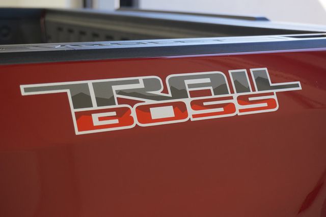 2020 Chevrolet Silverado 1500 4WD Crew Cab 147" LT Trail Boss - 22925416 - 7