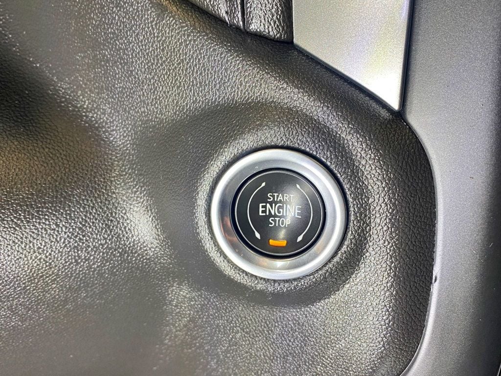 2020 Chevrolet Silverado 1500 4WD Crew Cab 147" RST - 23006269 - 30