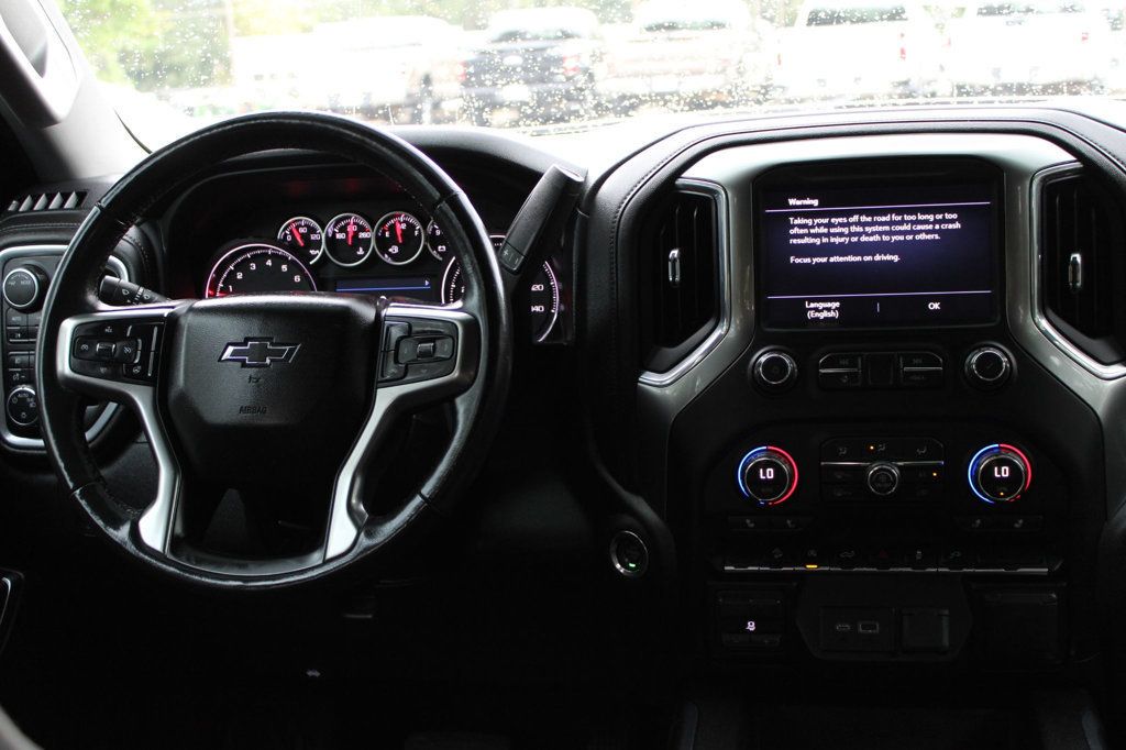 2020 Chevrolet Silverado 1500 RST photo 10