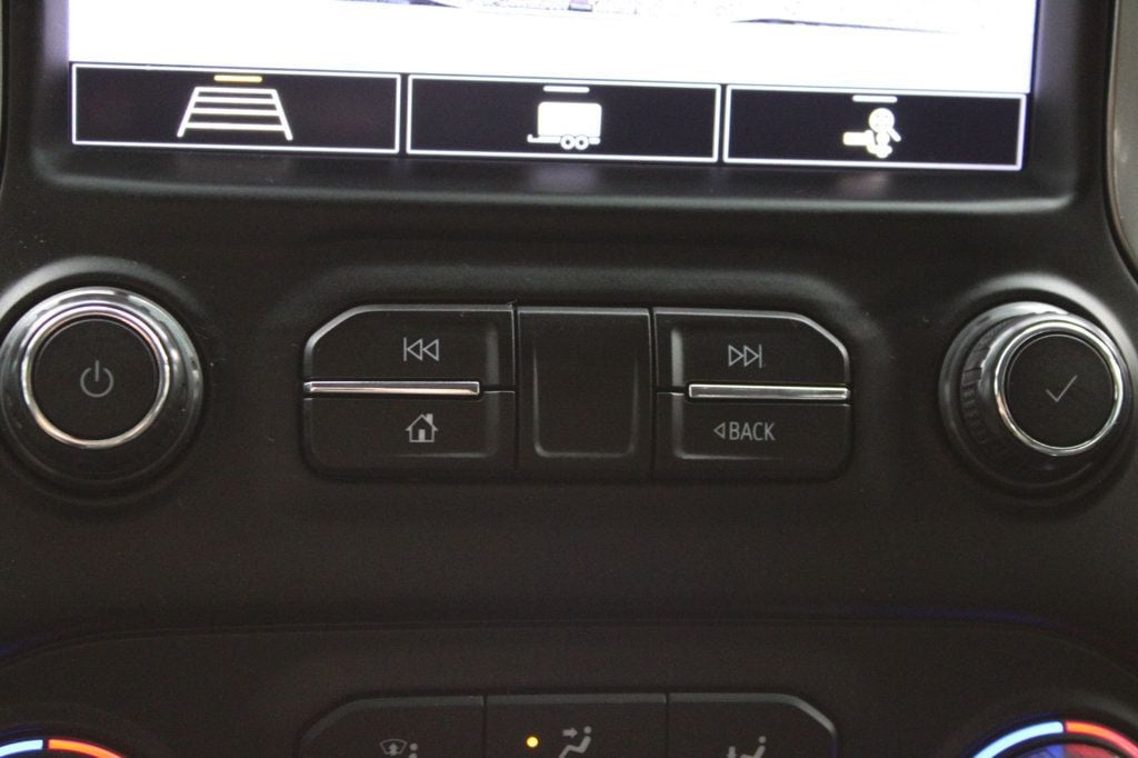 2020 Chevrolet Silverado 1500 RST photo 17