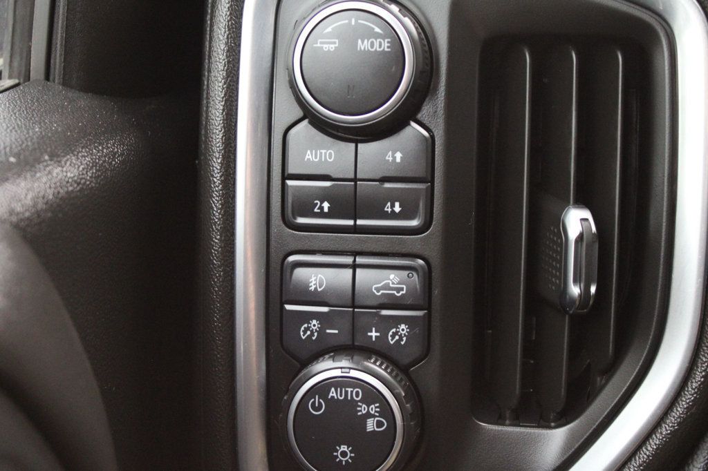 2020 Chevrolet Silverado 1500 RST photo 22