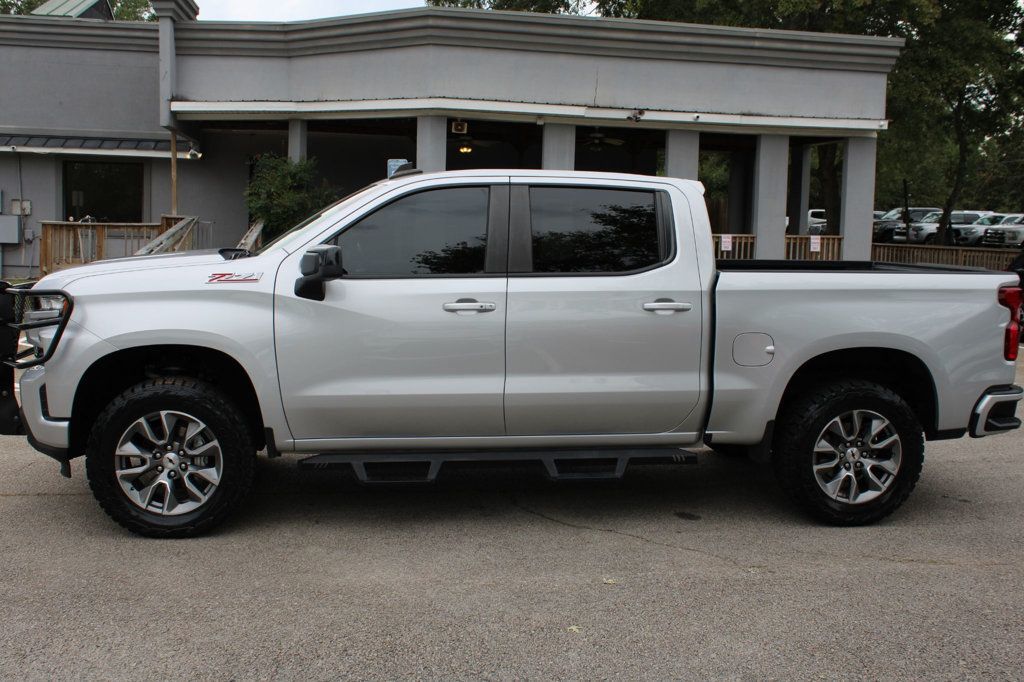 2020 Chevrolet Silverado 1500 RST photo 3