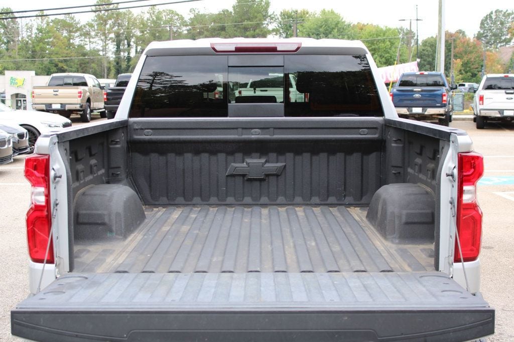 2020 Chevrolet Silverado 1500 RST photo 6