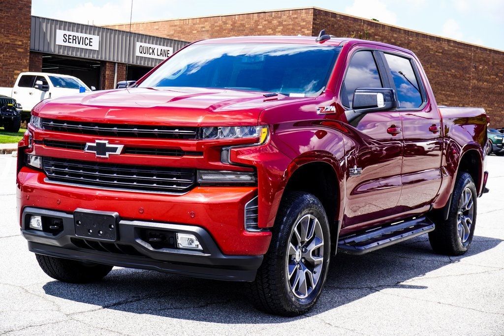 2020 Chevrolet Silverado 1500 RST photo 2
