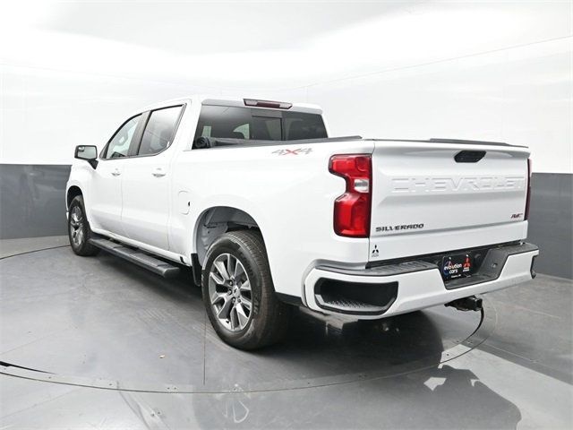 2020 Chevrolet Silverado 1500 RST photo 3