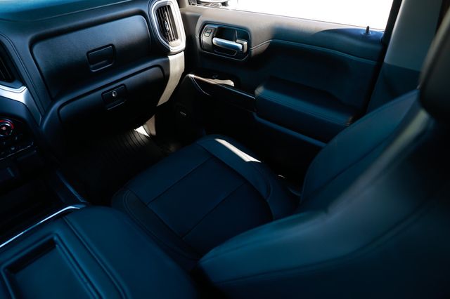 2020 Chevrolet Silverado 1500 4WD Crew Cab 147" RST - 22945384 - 23