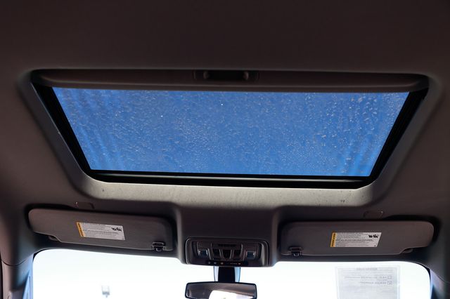 2020 Chevrolet Silverado 1500 4WD Crew Cab 147" RST - 22945384 - 25