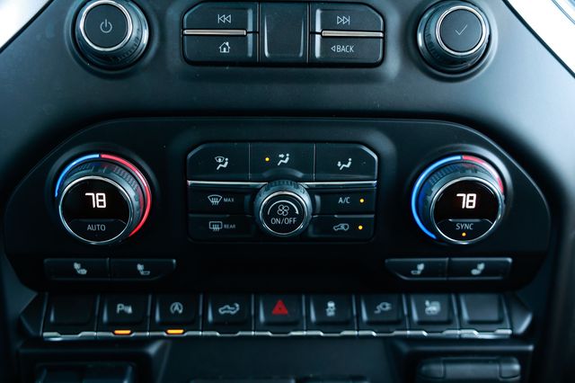 2020 Chevrolet Silverado 1500 4WD Crew Cab 147" RST - 22945384 - 34