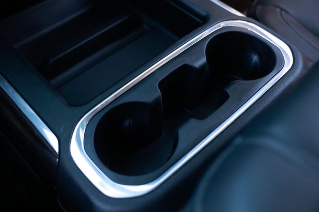 2020 Chevrolet Silverado 1500 4WD Crew Cab 147" RST - 22945384 - 42