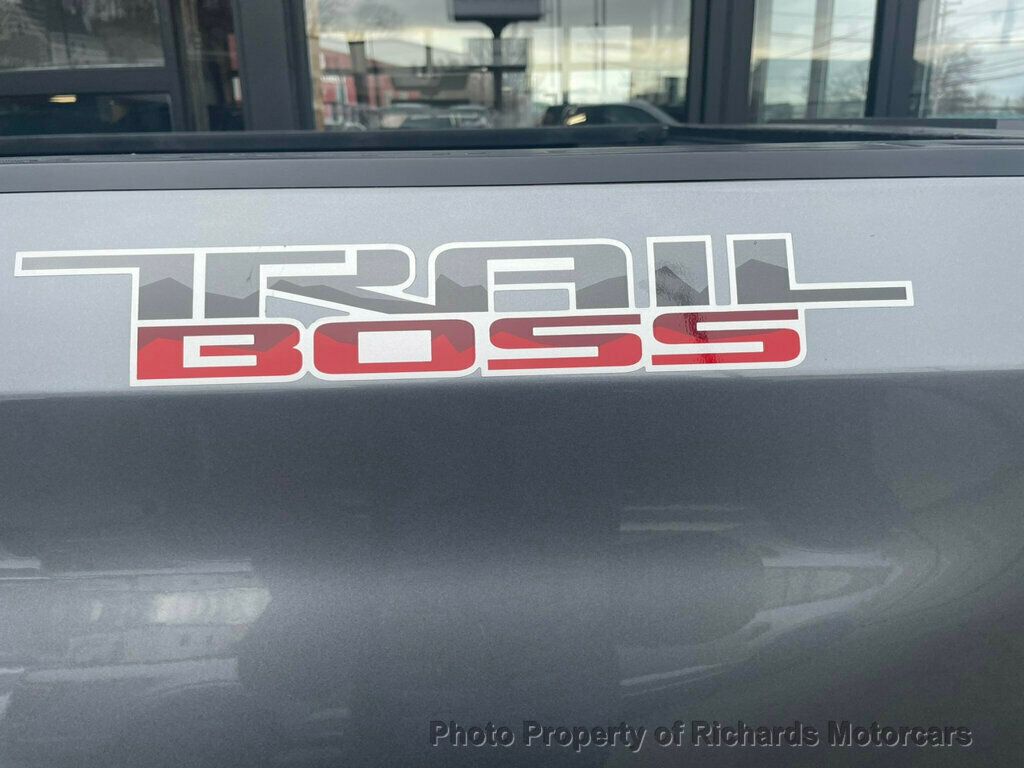 2020 Chevrolet Silverado 1500 4WD Crew Cab 157" Custom Trail Boss - 22371417 - 7