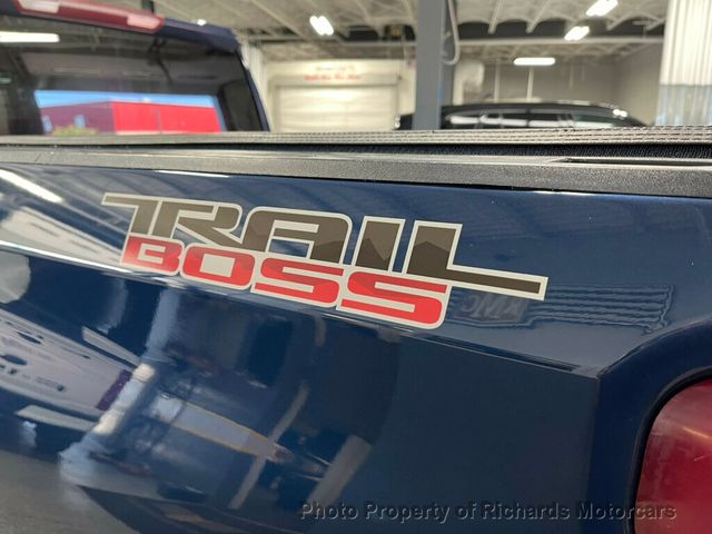 2020 Chevrolet Silverado 1500 4WD Crew Cab 157" Custom Trail Boss - 22875361 - 11
