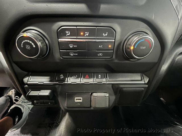 2020 Chevrolet Silverado 1500 4WD Crew Cab 157" Custom Trail Boss - 22875361 - 24