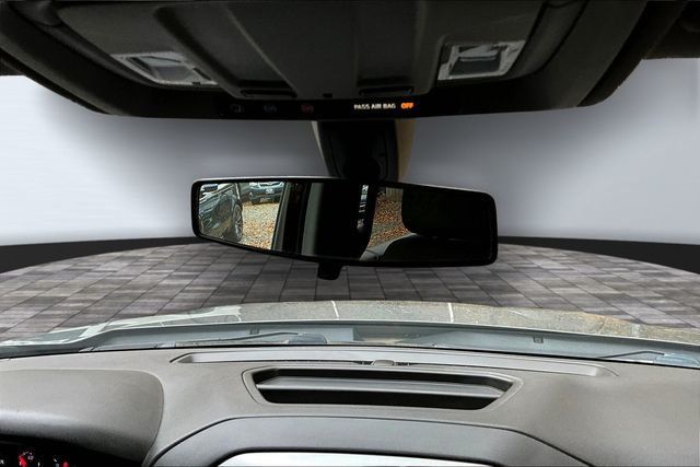 2020 Chevrolet Silverado 1500 4WD Crew Cab  Custom - 22991081 - 31