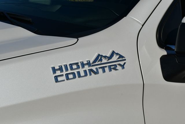 2020 Chevrolet Silverado 1500 4WD Crew Cab High Country W/Borla Performance Exhaust - 22975543 - 10