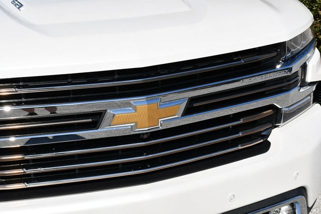 2020 Chevrolet Silverado 1500 4WD Crew Cab High Country W/Borla Performance Exhaust - 22975543 - 33