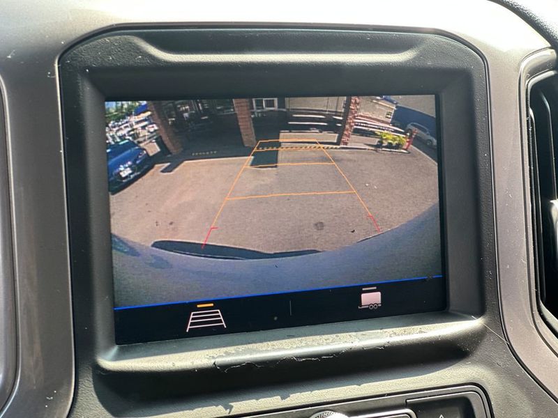 2020 Chevrolet Silverado 1500 4WD Double Cab 147" Custom - 22977631 - 16