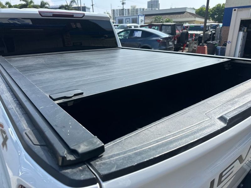 2020 Chevrolet Silverado 1500 4WD Double Cab 147" Custom - 22977631 - 19