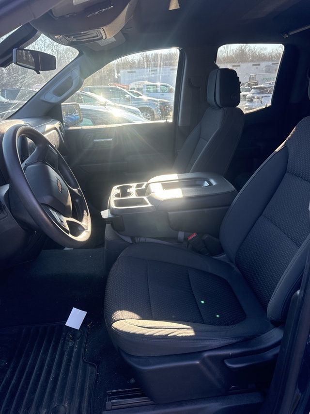 2020 Chevrolet Silverado 1500 4WD Double Cab 147" Custom - 22953219 - 21