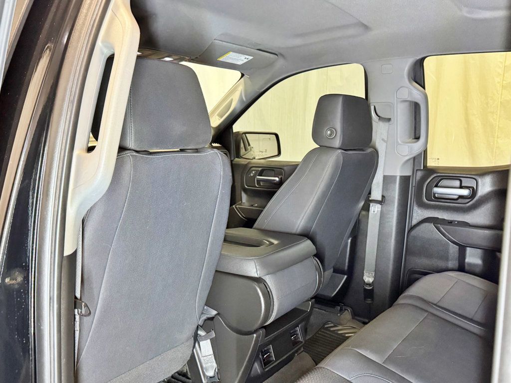 2020 Chevrolet Silverado 1500 4WD Double Cab 147" Custom - 23032163 - 31