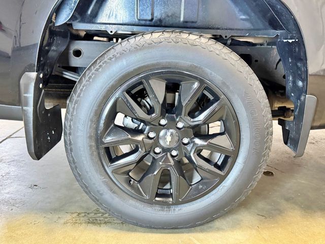2020 Chevrolet Silverado 1500 4WD Double Cab 147" Custom - 23032163 - 37