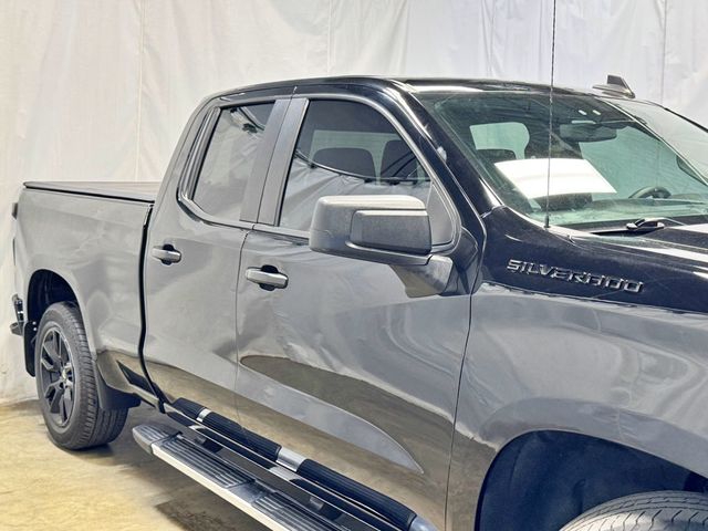 2020 Chevrolet Silverado 1500 4WD Double Cab 147" Custom - 23032163 - 3