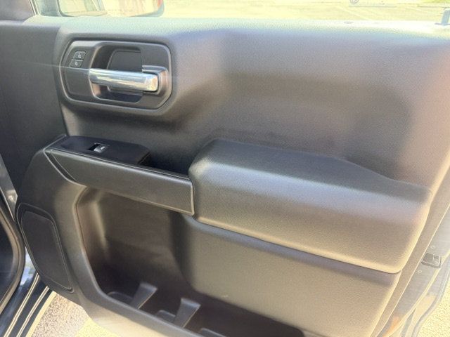 2020 Chevrolet Silverado 1500 4WD Double Cab 147" Custom - 23078922 - 8